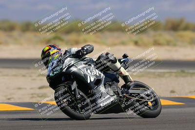 media/Oct-08-2022-SoCal Trackdays (Sat) [[1fc3beec89]]/Turn 16 (125pm)/